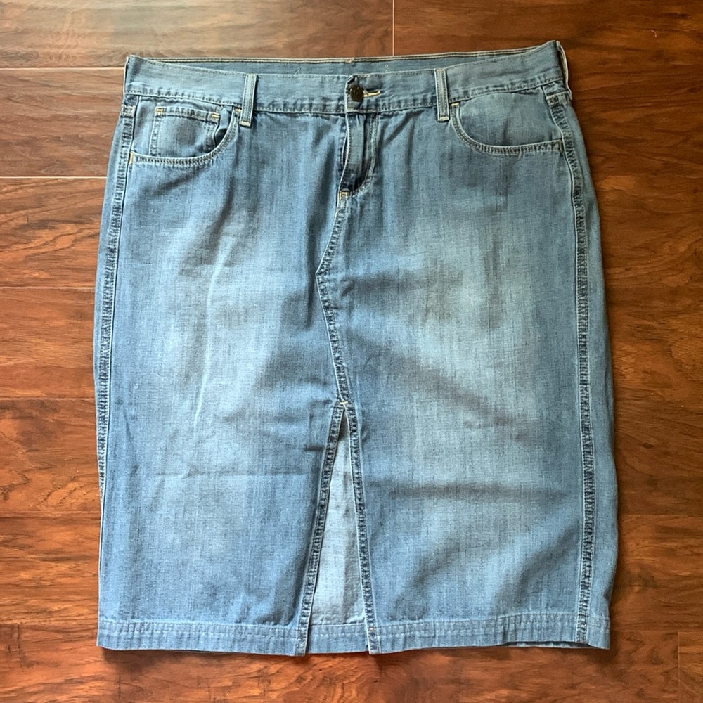 Old Navy denim skirt